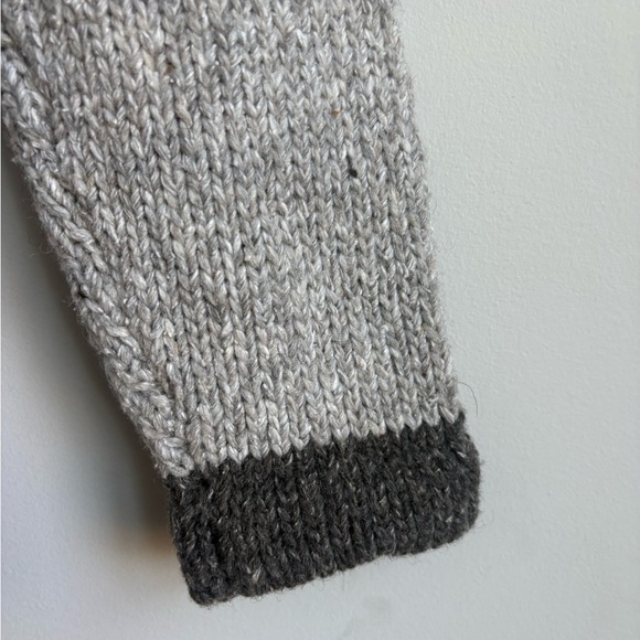 e.c.c. Ecuadorian Clothing Company Handmade in Ecuador Front Zip Sweater SMALL - Picture 11 of 14